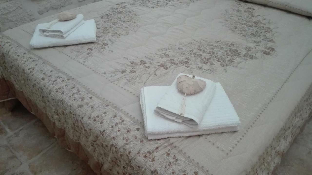 Due Cuori E Una Casetta Locorotondo Bagian luar foto